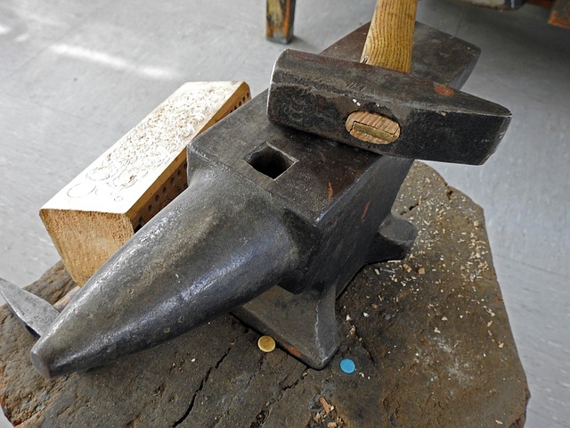 Hammer and anvil